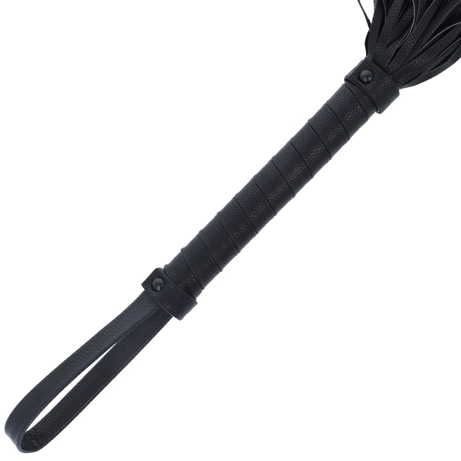 DARKNESS CHICOTE BONDAGE PRETO 42CM COURO