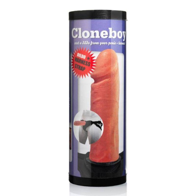 CLONEBOY DILDO E ALCA DE ARNeS